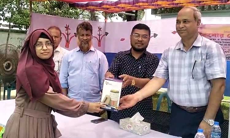 করিমগঞ্জে কৈশোর মেলা রাঙালো দুই শতাধিক কিশোর-কিশোরী