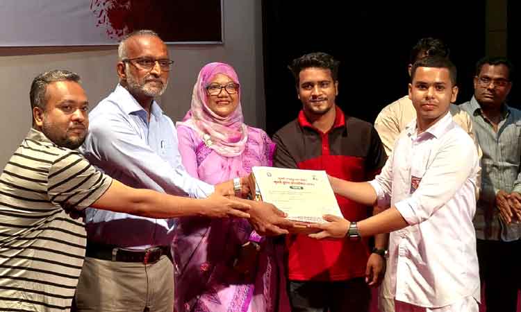 কিশোরগঞ্জে জুলাই কুইজ প্রতিযোগিতার পুরস্কার বিতরণ ও সাংস্কৃতিক অনুষ্ঠান